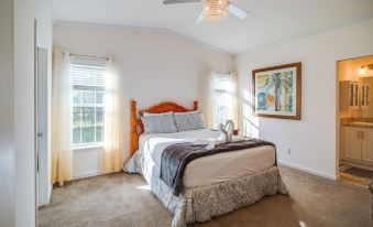 Moore Haven Getaway w/ Deck & Private Pool