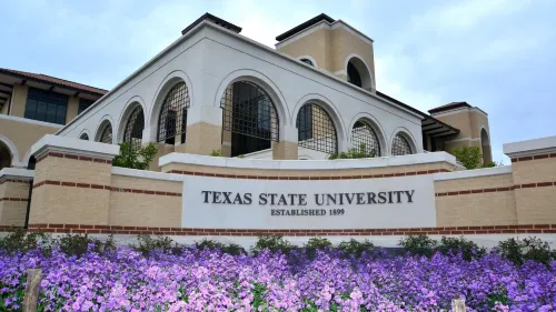 Western 1924 Luxury Lofts Hotels in Lockhart