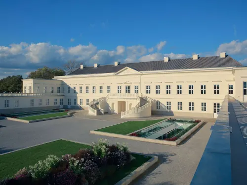 โรงแรมเมอร์เคียว อัม เอนเทินฟาง ฮันโนเฟอร์