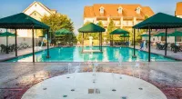 French Quarter Resort by CoolVacay - รีสอร์ท