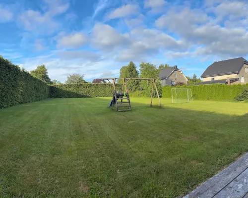 Modern Holiday Home in Robertville With Garden Hotels in Waimes