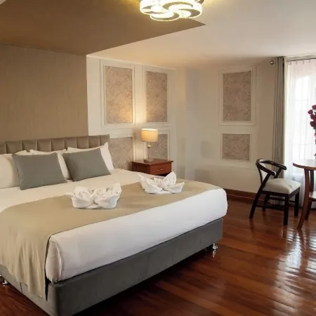 Hotel Fundador by Robles