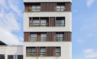 Hotel Attic 33