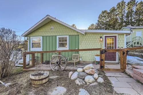 Nederland Mountain Haven 3 Bedroom Bungalow by RedAwning - Homestays