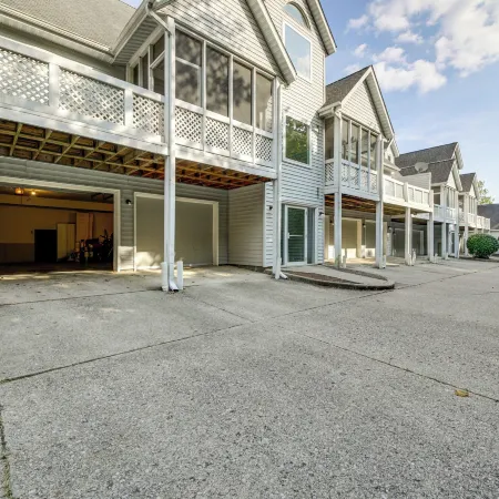 3 Mi to IU: Dog-friendly Condo w/ Pool Access!