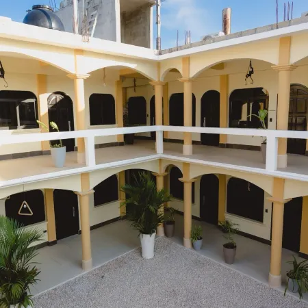 Hotel & Brunch Lirio de los Valles