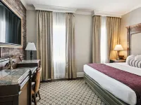 French Market Inn Hotels near Samuel Square