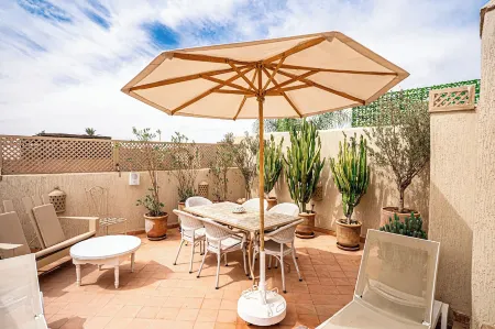 Riad les Orangers d'Alilia