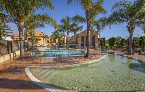 B27 - Luz Bay 2 Bedroom Apartment