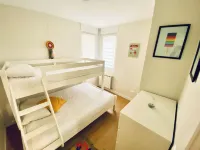 Casa Branca Cantabria: Spacious first floor with garden 500m from the beach | Wifi/Garaje