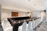 Ramada Plaza by Wyndham Mosul Corniche فنادق في الموصل