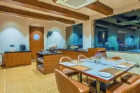 Arina Vedic Haveli 2 Min walk to Ganga - Breakfast