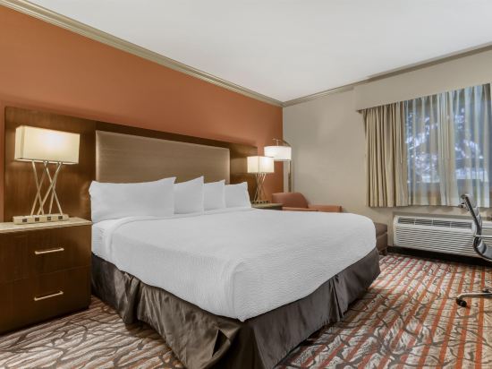 Best Western Plus Brookside Inn