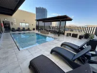 Best Western Plus Chihuahua Juventud - Pools