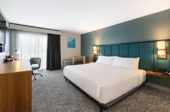 Wingate by Wyndham Geneva at Spire Academy Hotels in 
