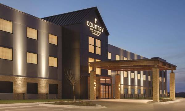 Country Inn & Suites by Radisson, Lawrence, KS