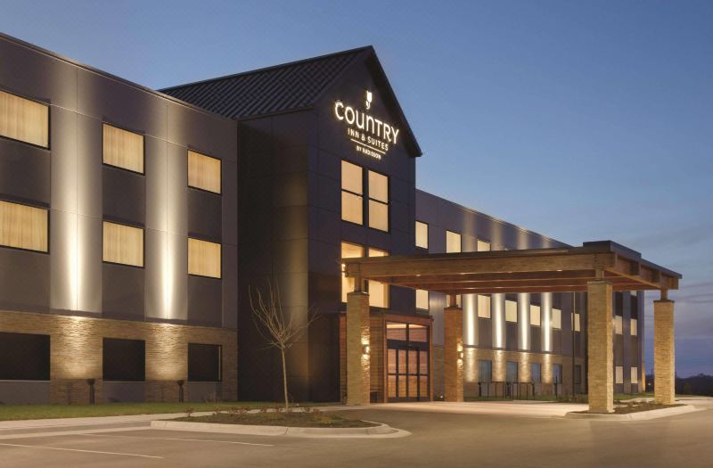 Country Inn & Suites by Radisson, Lawrence, KS