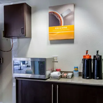 Motel 6 Wheatland, WY