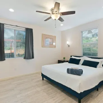 Spacious Single Level Home In Poway