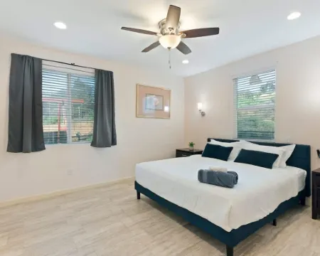 Spacious Single Level Home In Poway Hotels in Poway