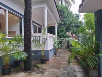 Apricot Inn