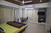 Sparks Fly Serviced apartments Vashi