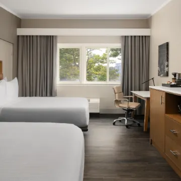 DoubleTree by Hilton Warwick Providence Airport
