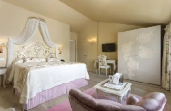 كولونيا ريزورت آند سبا فنادق في 