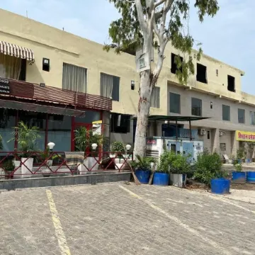 Aanandam Hotel Отели в г. Панипат