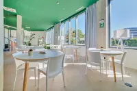 Home and CoLiving Pamplona فنادق في 