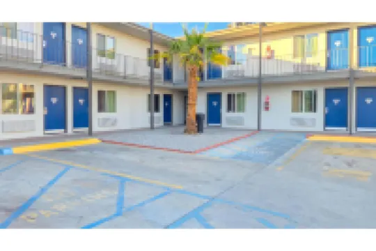 Motel 6 Blythe, CA