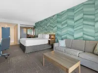Cambria Hotel Ocean City - Bayfront Hotels near Northside Park