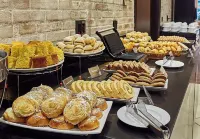 Hotel Cassino Tower Campinas Cambuí by Nacional Inn - breakfast