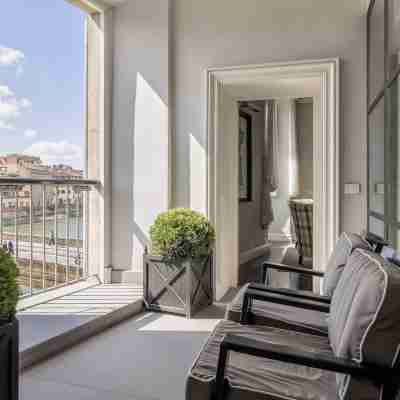 Acciaiuoli Luxury Suite by MMega Others
