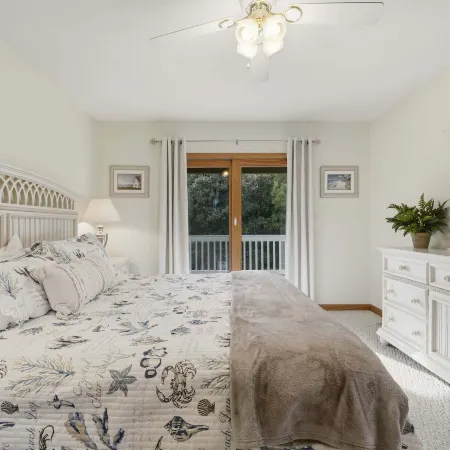 Golf & Surf 7BR: Private Pool, 5 Min to Beach