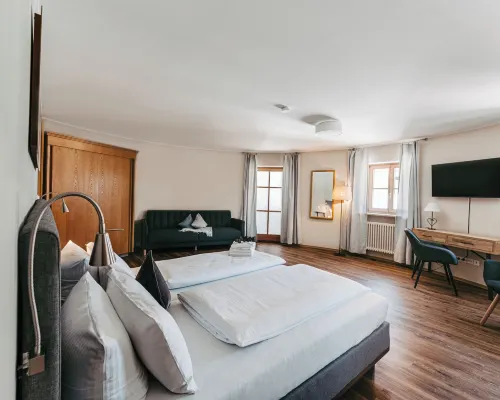 Hotel Garni Kern Hotels in Halfing
