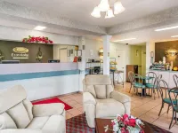 Econo Lodge Hotels in Dothan