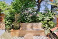 Fully remodeled charming 2Bed+ 2Bath Bungalow in iconic Venice Beach.