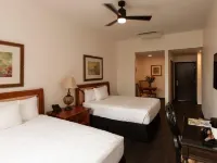 Le Richelieu in the French Quarter Hotel dekat Frenchmen Street