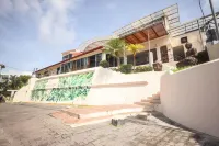 Alma Vida Hotel
