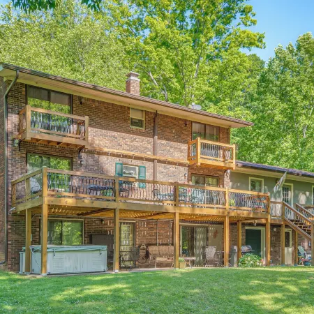 Waterfront Lake Barkley Home w/ Deck & Fire Pit!