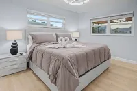 Dolphin Whispers - 1018 Silver Palm Way 3 Bedroom Home