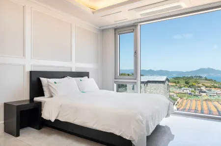 Yeosu Little Forest Pension