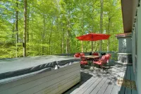 Dale Hollow Hideaway! Cabin w/ Hot Tub - 3 étoiles