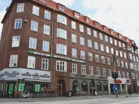 Hotel Amager Hotels near Amagerbro Metro Station