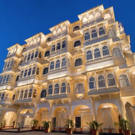 The Amar Mahal Luxury Heritage Hotel Near Fateh Sagar Lake, Udaipur