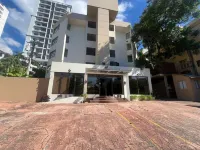 Aparta Hotel Plaza del Sol Hotels in 