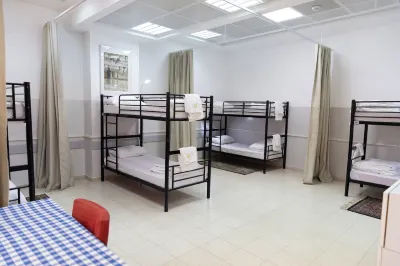 New Gate Hostel Hotel di 