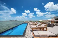 Aruna Resort & Villas - bar