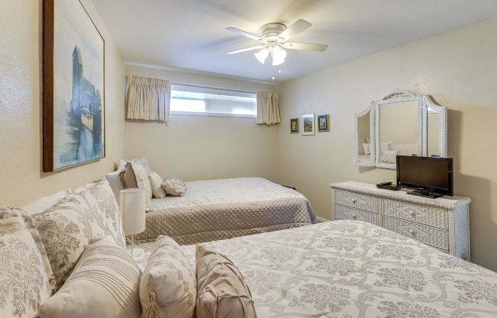 Steps to Sand: Beachfront SPI Condo w/ Balcony